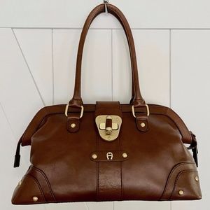 LIKE NEW Etienne Aigner Hyde Park Frame Handbag Purse Doctors/Physicians Leather